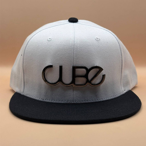 خرید کلاه کپ کره ای سفید مدل کلاب