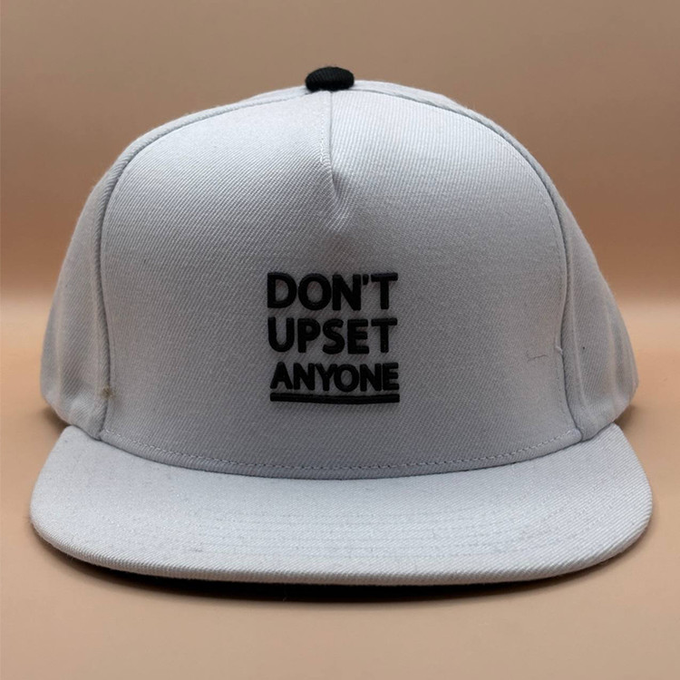 کلاه کپ کسیو ناراحت نکن