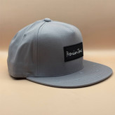 بهترین کلاه کپ کره ای طوسی مدل مینمیال | زیر قیمت بازار