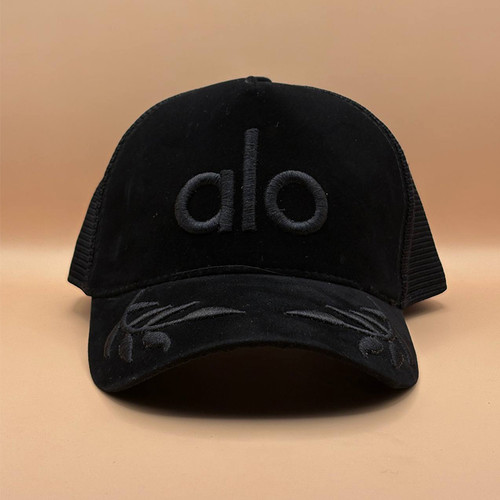 خرید کلاه کپ مشکی مدل ALO 1