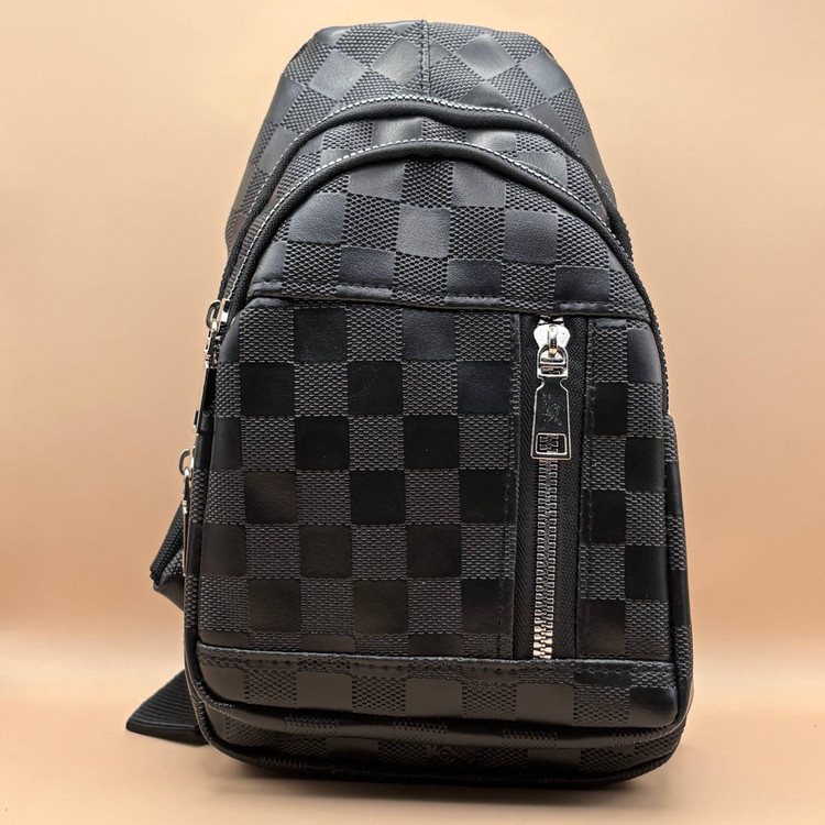 بادی بگ چرم مشکی مدل شطرنجی 1