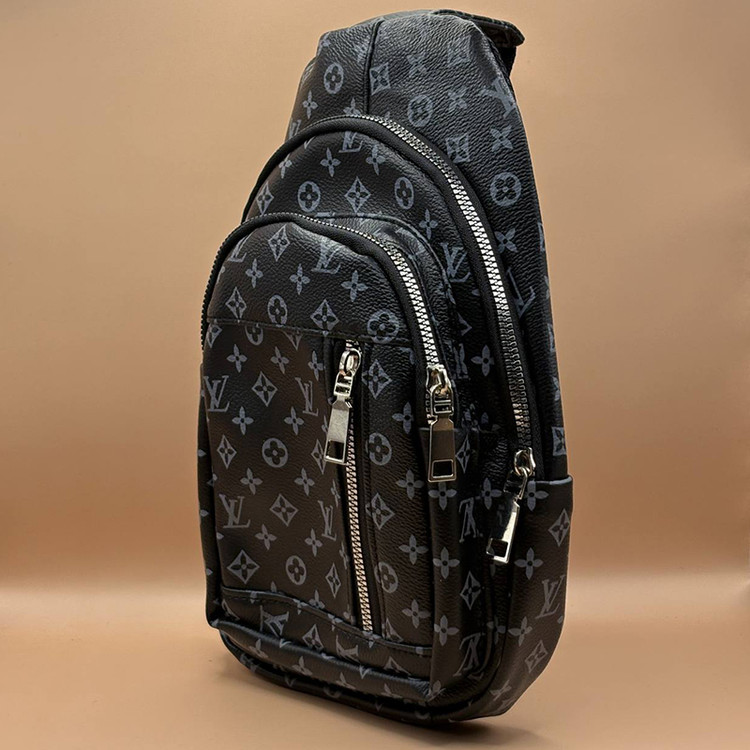 بادی بگ مشکی چرم مدل لویی ویتون