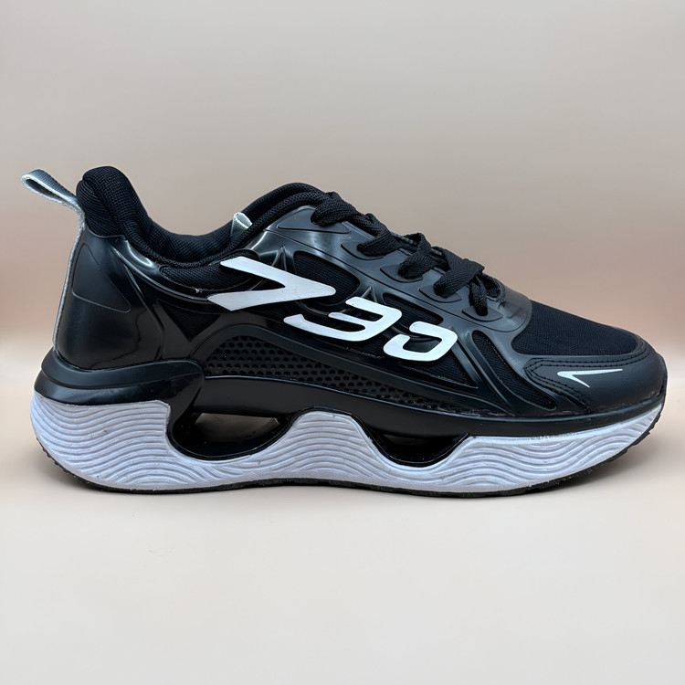 کتانی دخترانه مشکی براق لژدار مدل 730