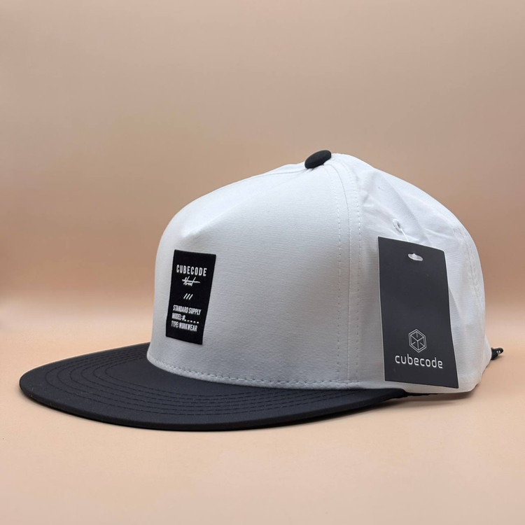 کلاه کپ کره ای سفید مدل CUBECODE