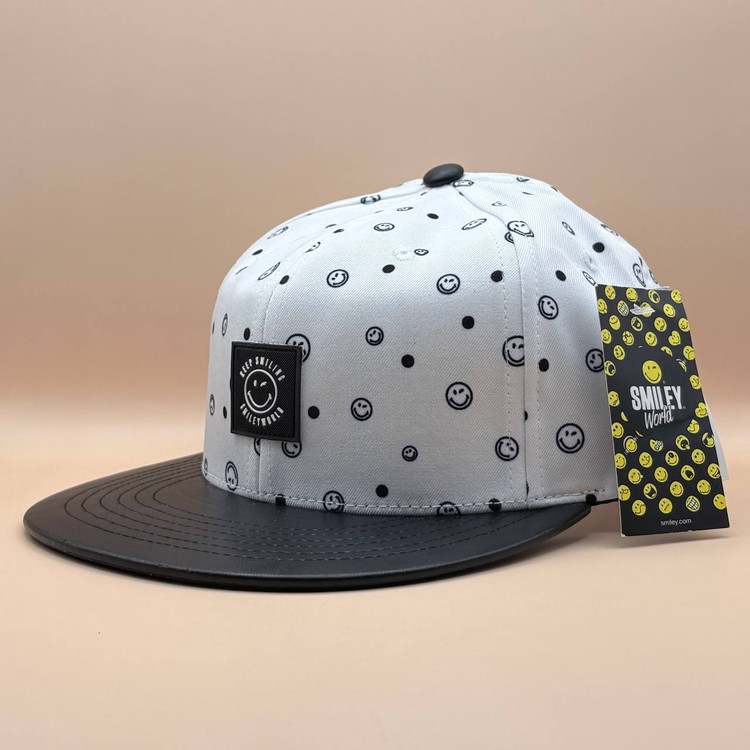 کلاه کپ کره ای سفید مدل KEEP SMILING