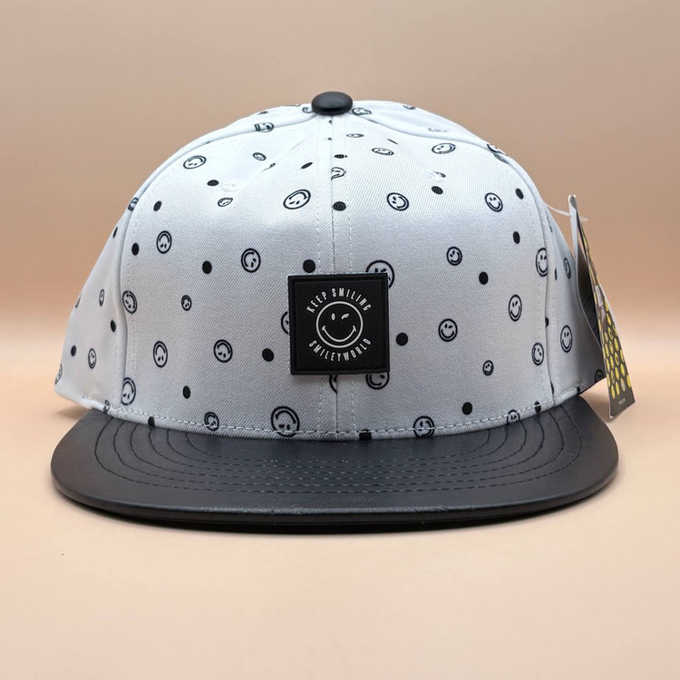 کلاه کپ کره ای سفید مدل KEEP SMILING