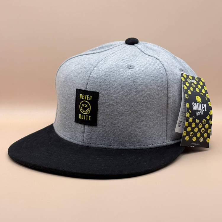 کلاه کپ کره ای طوسی مدل NEVER