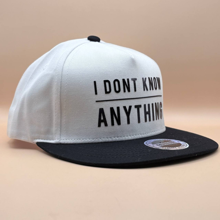 کلاه کپ کره ای سفید مدل I DONT KNOW