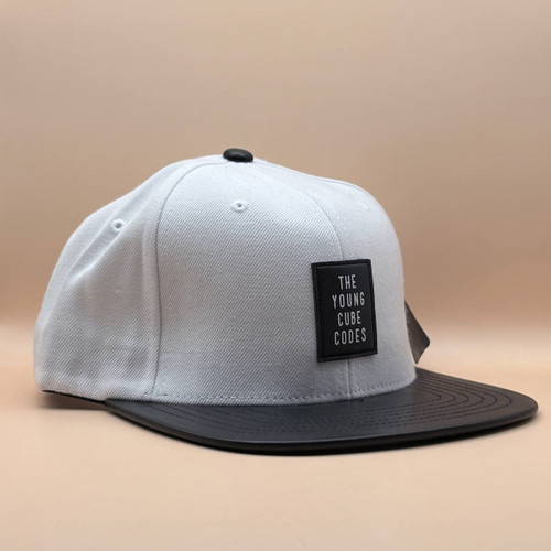 کلاه کپ کره ای سفید مدل YOUNG