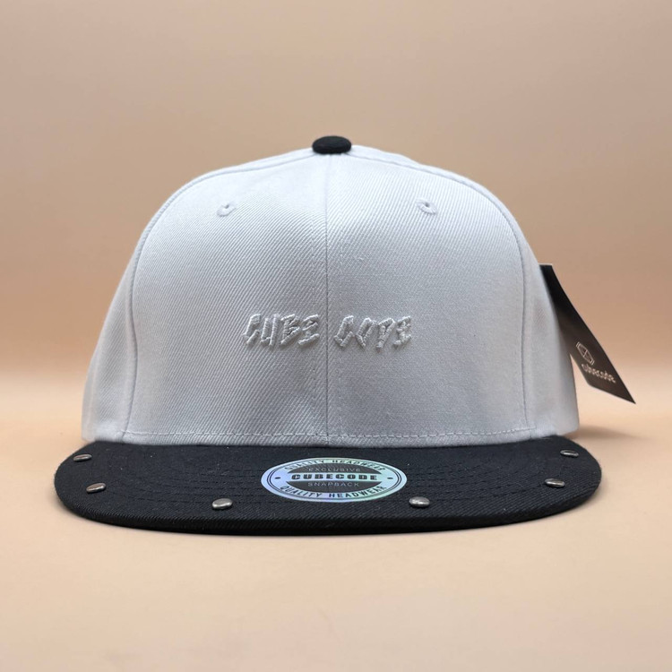 کلاه کپ کره ای سفید مدل CUBE CODE1