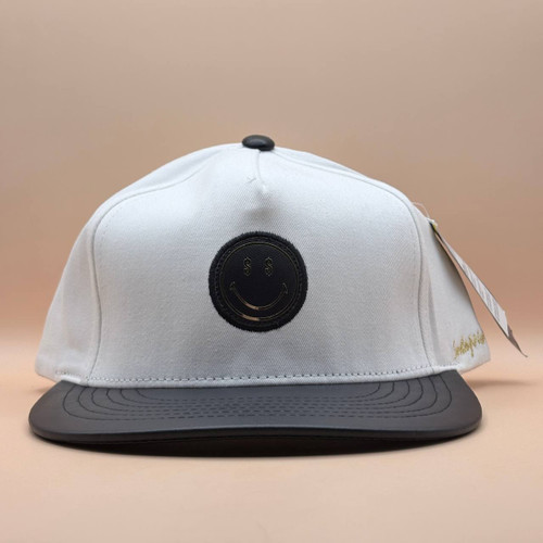 کلاه کپ کره ای سفید مدل Smile with money