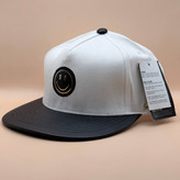 کلاه کپ کره ای سفید مدل Smile with money