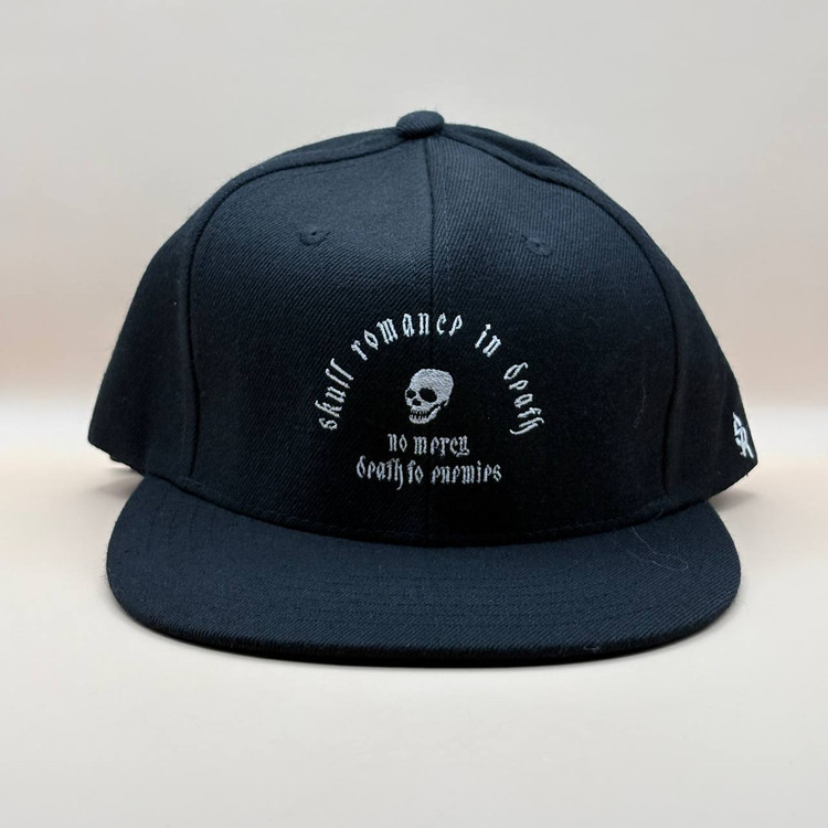 کلاه کپ کره ای مشکی مدل اسکلت